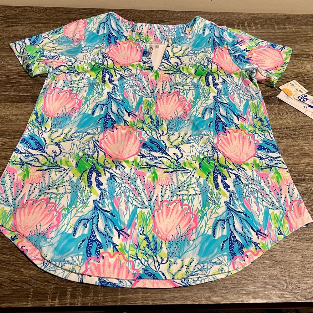 Lulu B UPF 50+ Cooling Top in Vibrant Tropical Print Size Small NWT new s resort